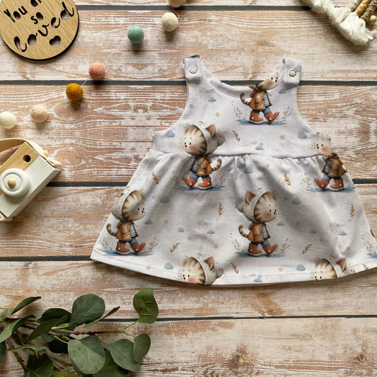 Handmade Latzkleid „Regenkatz“ | Gr. 56–104