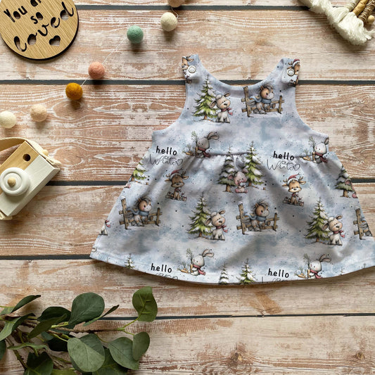 Handmade Latzkleid „Hello Winter“ | Gr. 56–104
