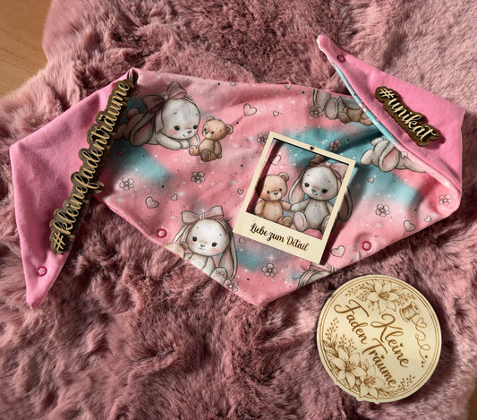 Handmade Halstuch „Bärchen & Häschen“ – 2–4 Jahre