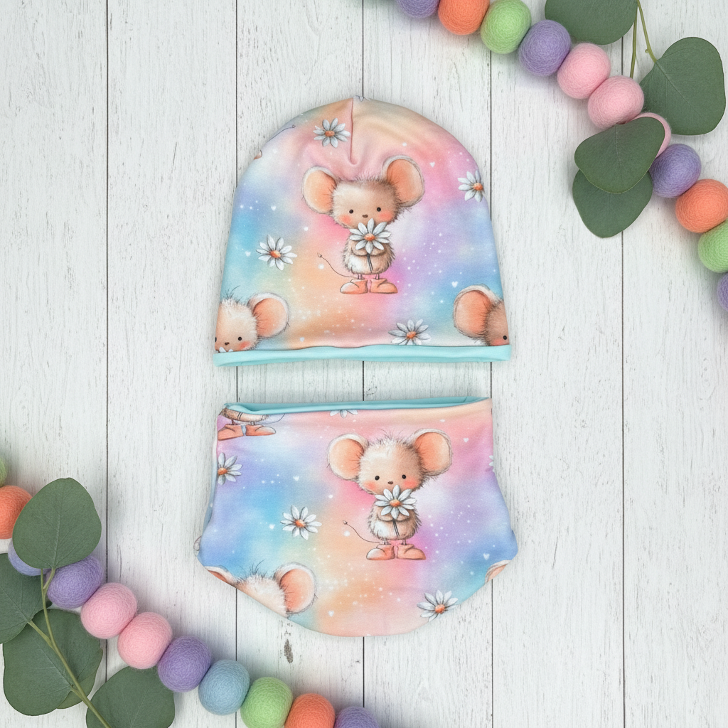 Flatlay Mützen-Halstuch-Set Maus Gänseblümchen