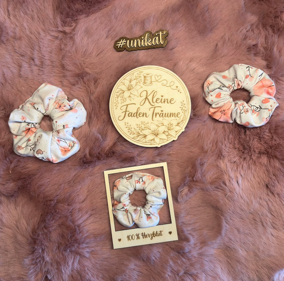 Handmade Scrunchie „Blütenzauber“ – 3 Größen