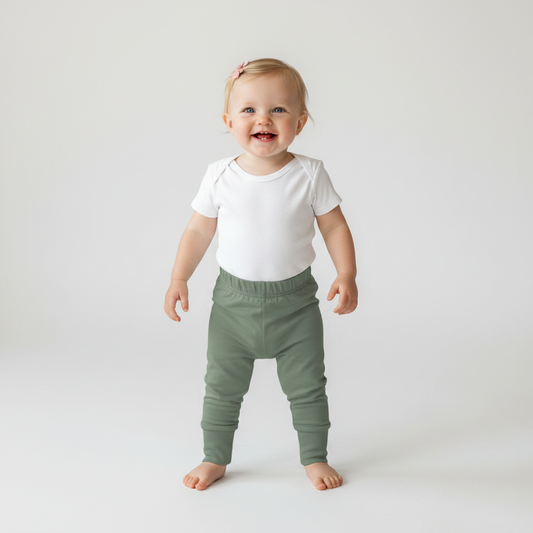 Uni Olive vorne
